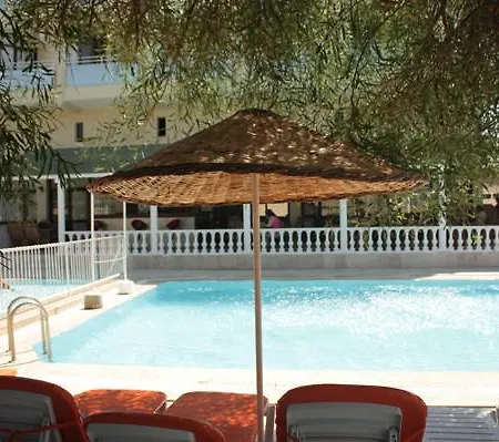 Poseidon Szálloda Çeşme